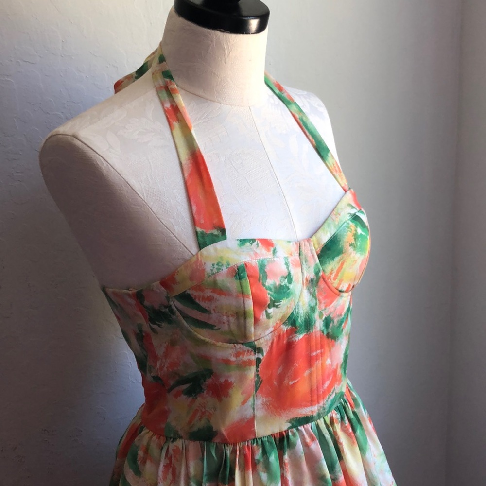 Retro Glam Vintage Style Rose Structured Dress